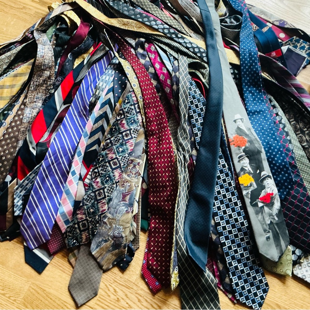Men dress ties ๐๐๐๐ - Picture 9 of 12
